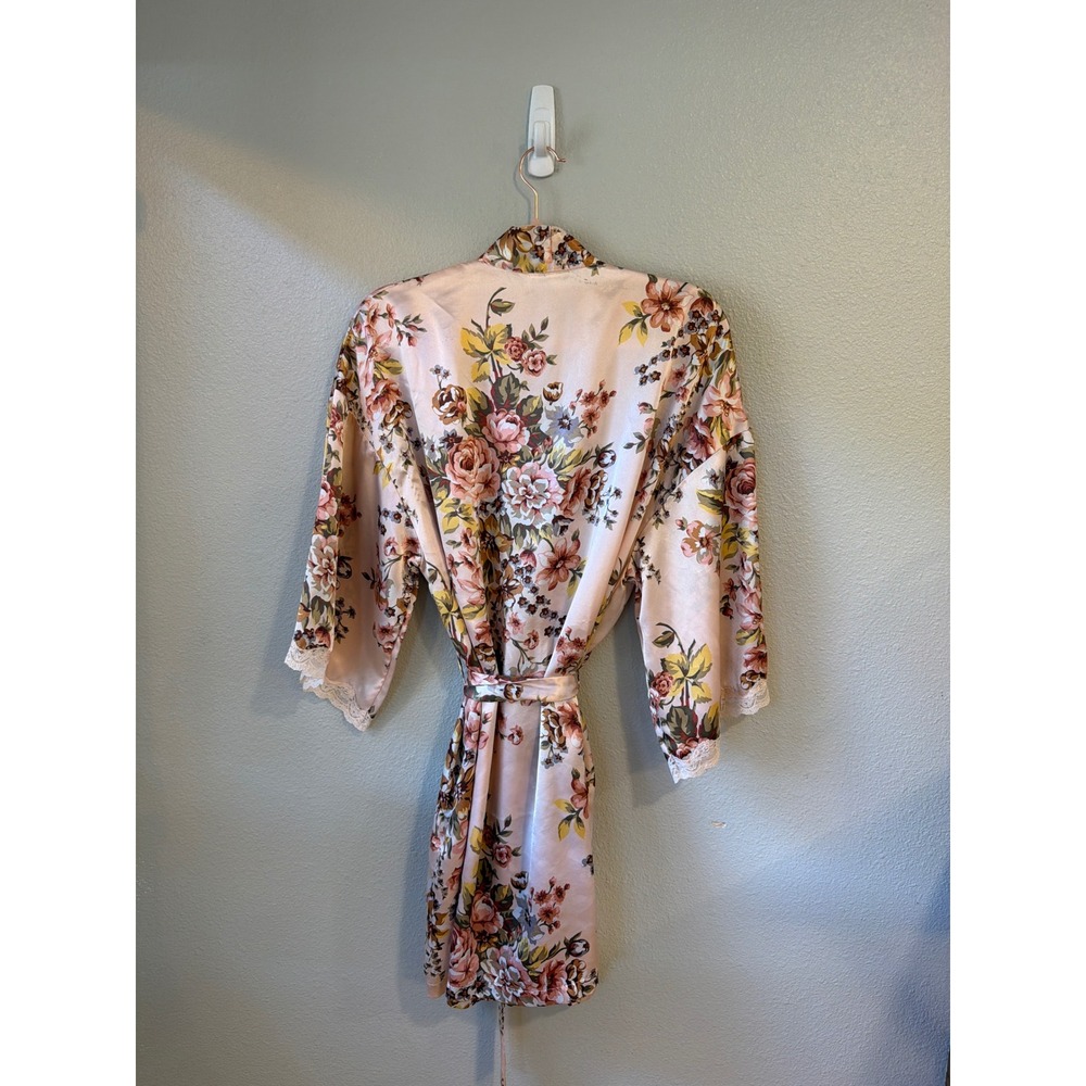 Victoria's Secret Robe Women Med Pink Floral Lace Trim Satin Kimono Short Vtg - Picture 6 of 8